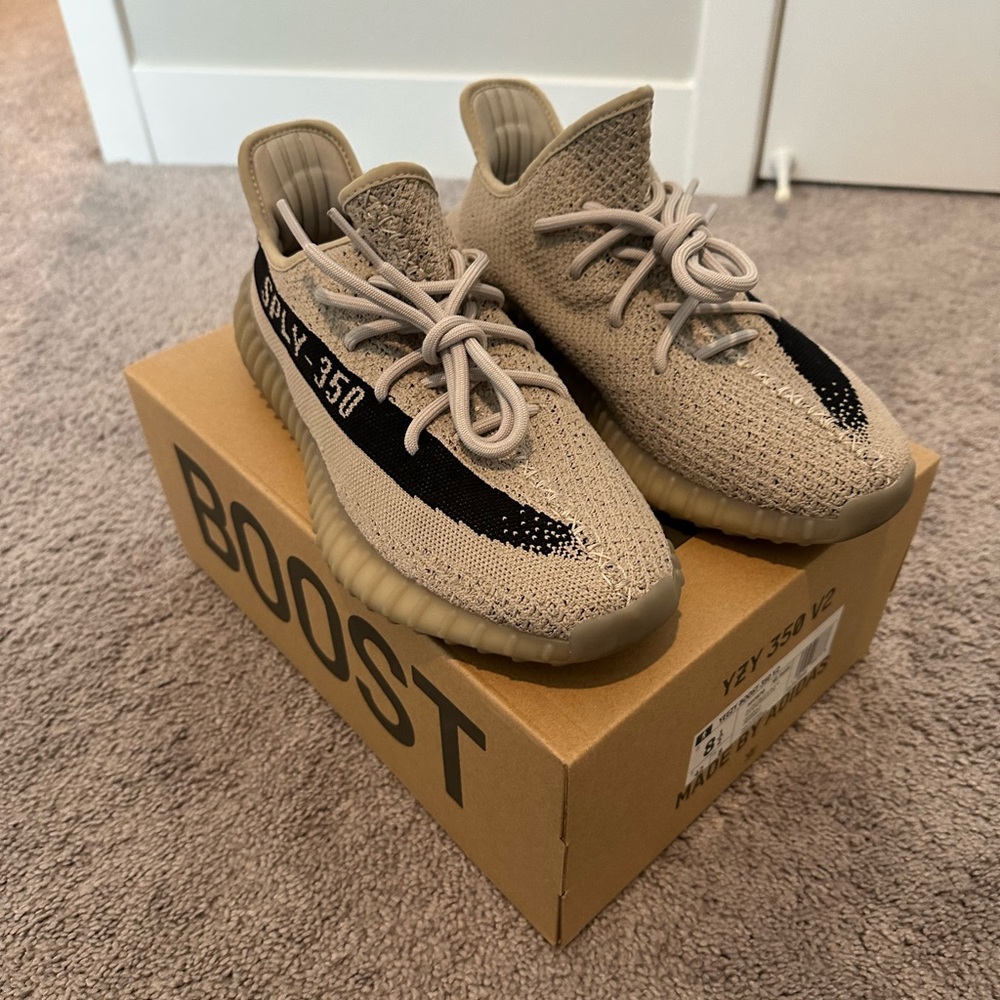 Adidas Yeezy Boost 350 V2 Sneakers